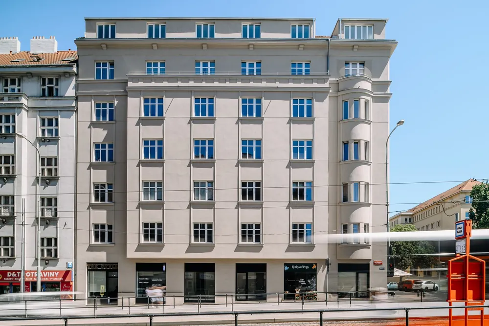 Fasáda domu Jeseniova 93